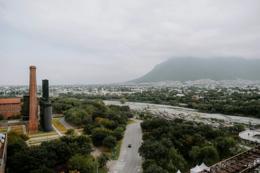 Vista aérea de Monterrey industrial nearshoring